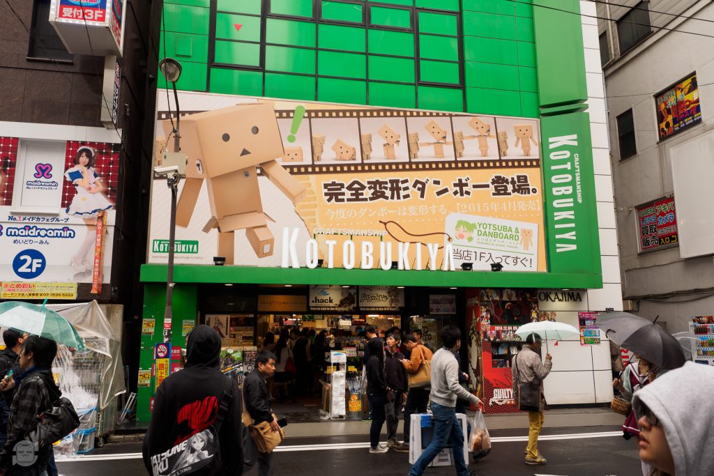 ร้านโคโตบุกิยะ (Kotobukiya) แหล่งที่จะมาเสียตังจำนวนมากในวันต่อๆไป
