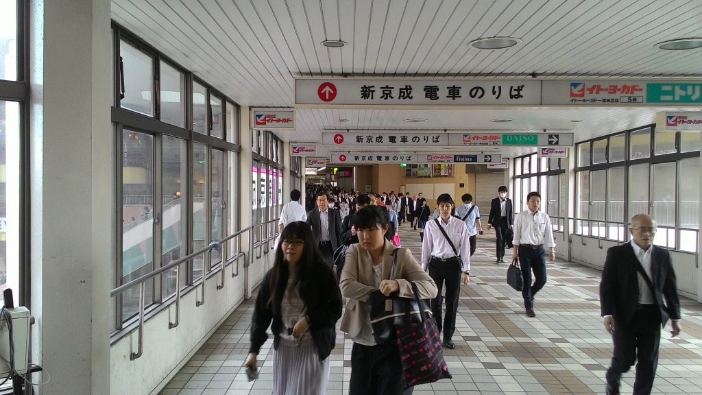 ช่วงเช้าที่สถานีรถไฟซึดานุมะ